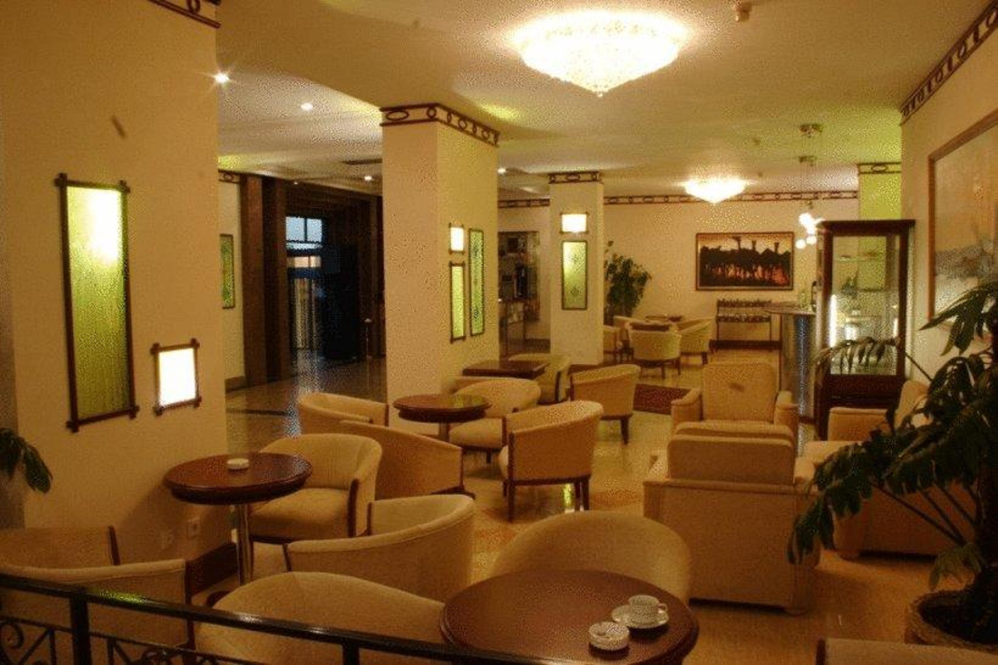 Grand Hotel Europe Baku Exteriör bild
