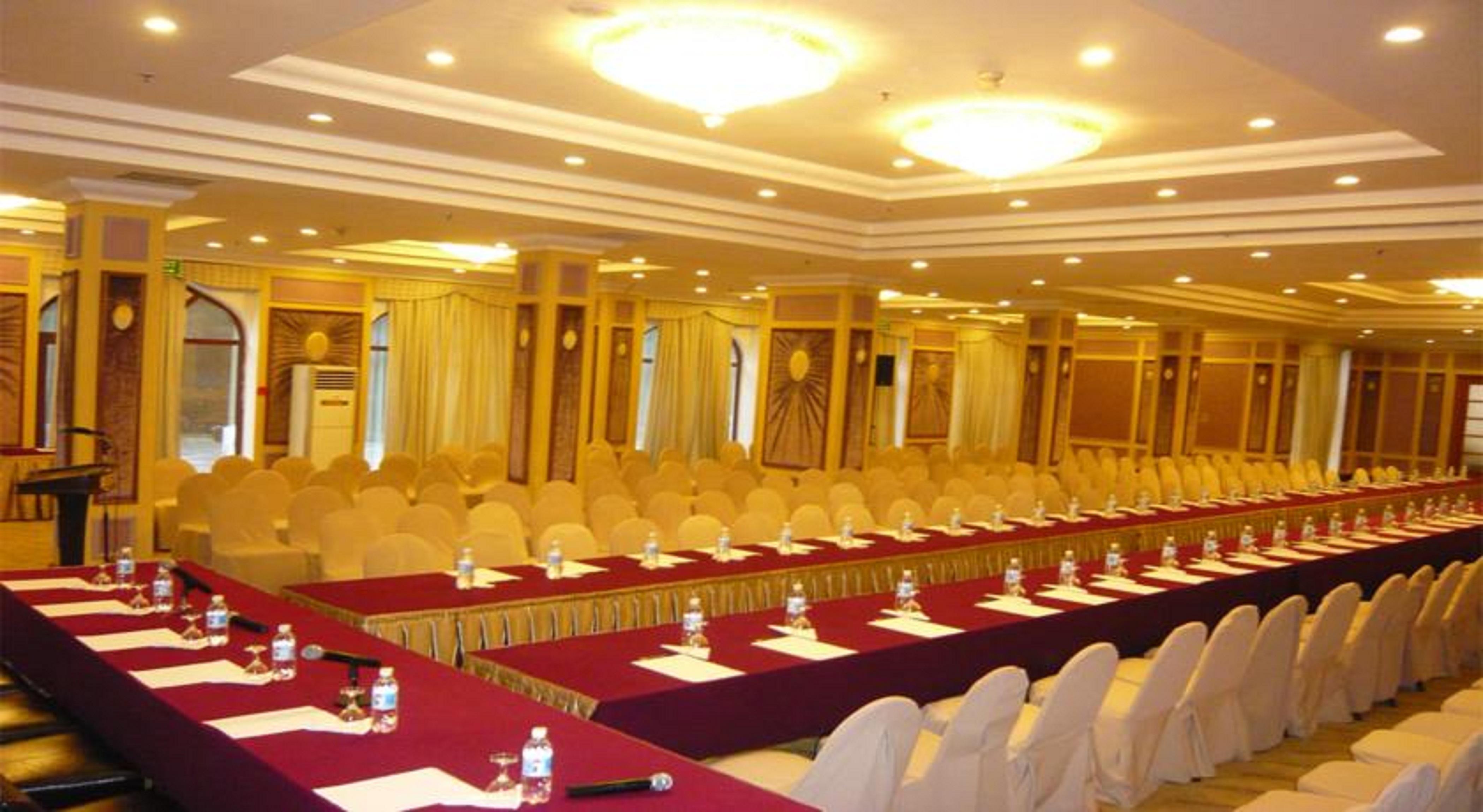 Grand Hotel Europe Baku Exteriör bild