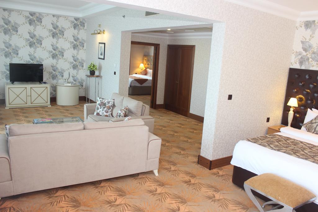 Grand Hotel Europe Baku Exteriör bild