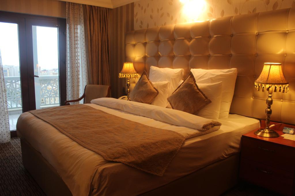 Grand Hotel Europe Baku Exteriör bild