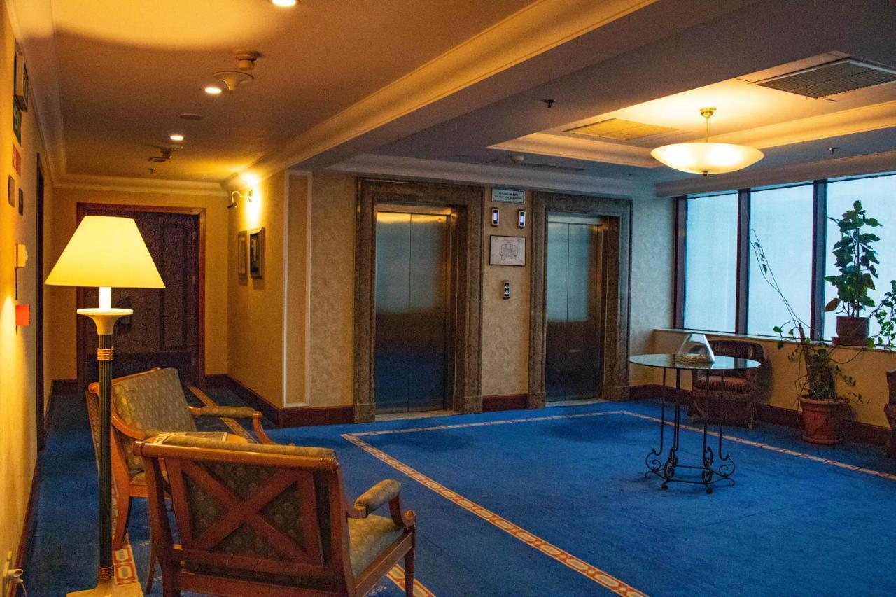 Grand Hotel Europe Baku Exteriör bild